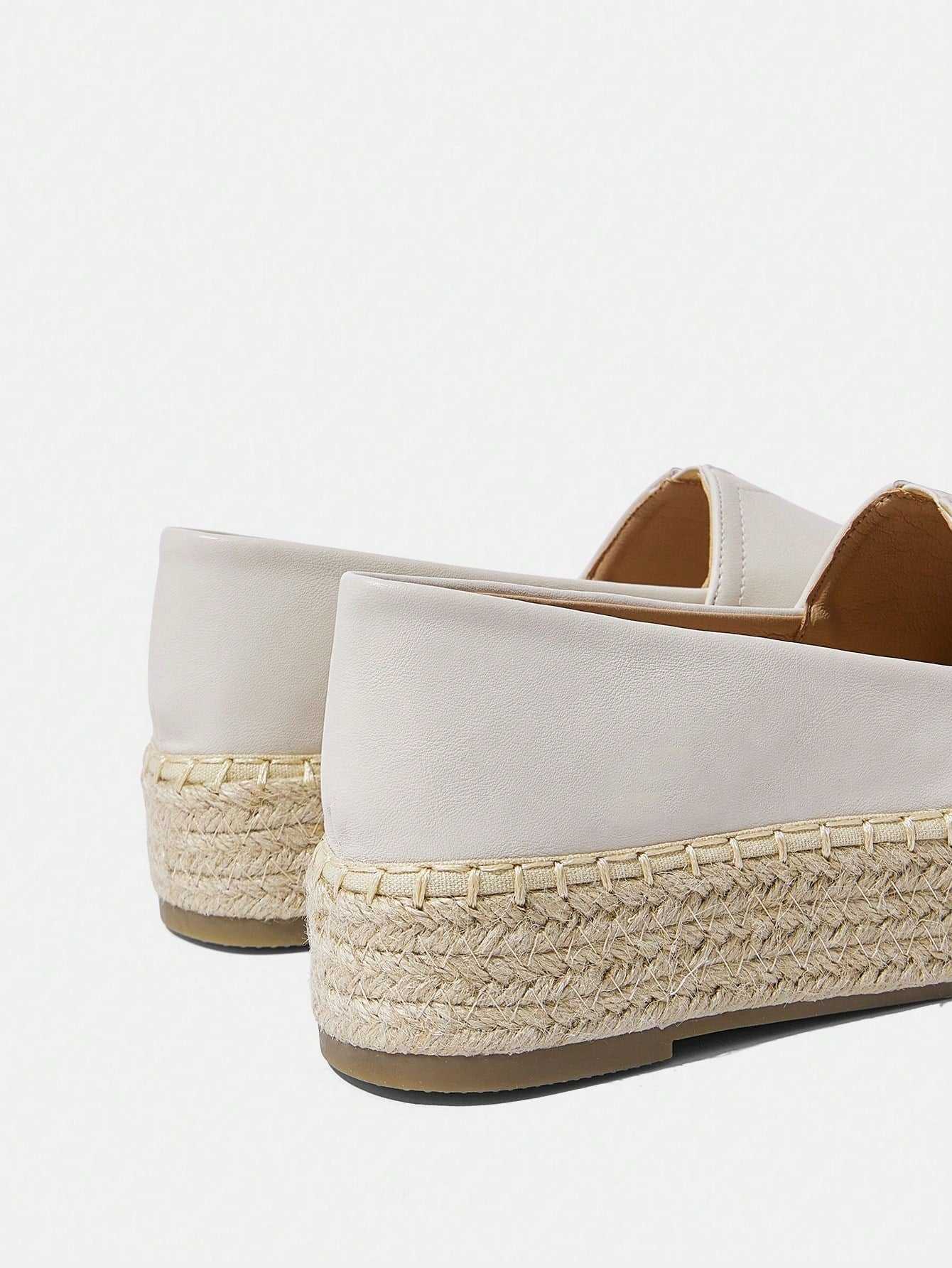 Teresa | Beige Tip Slip-on