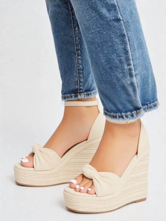 Moira | Sqaure Wedge Beige